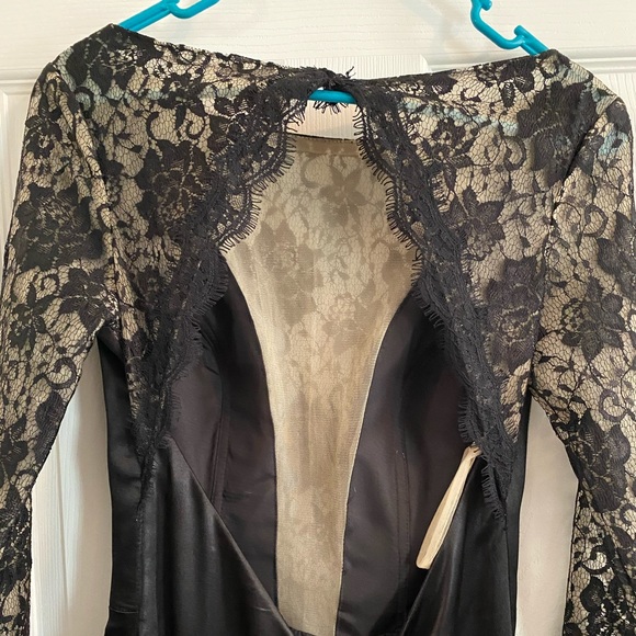 Prom dress - Picture 2 of 4